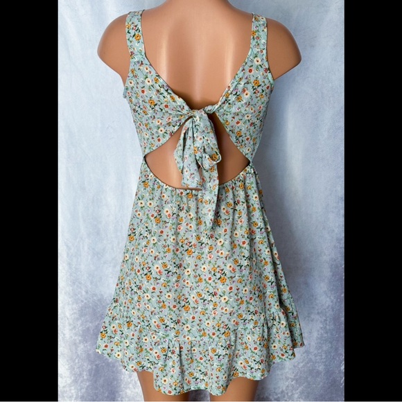 SOLD. - Picture 3 of 5